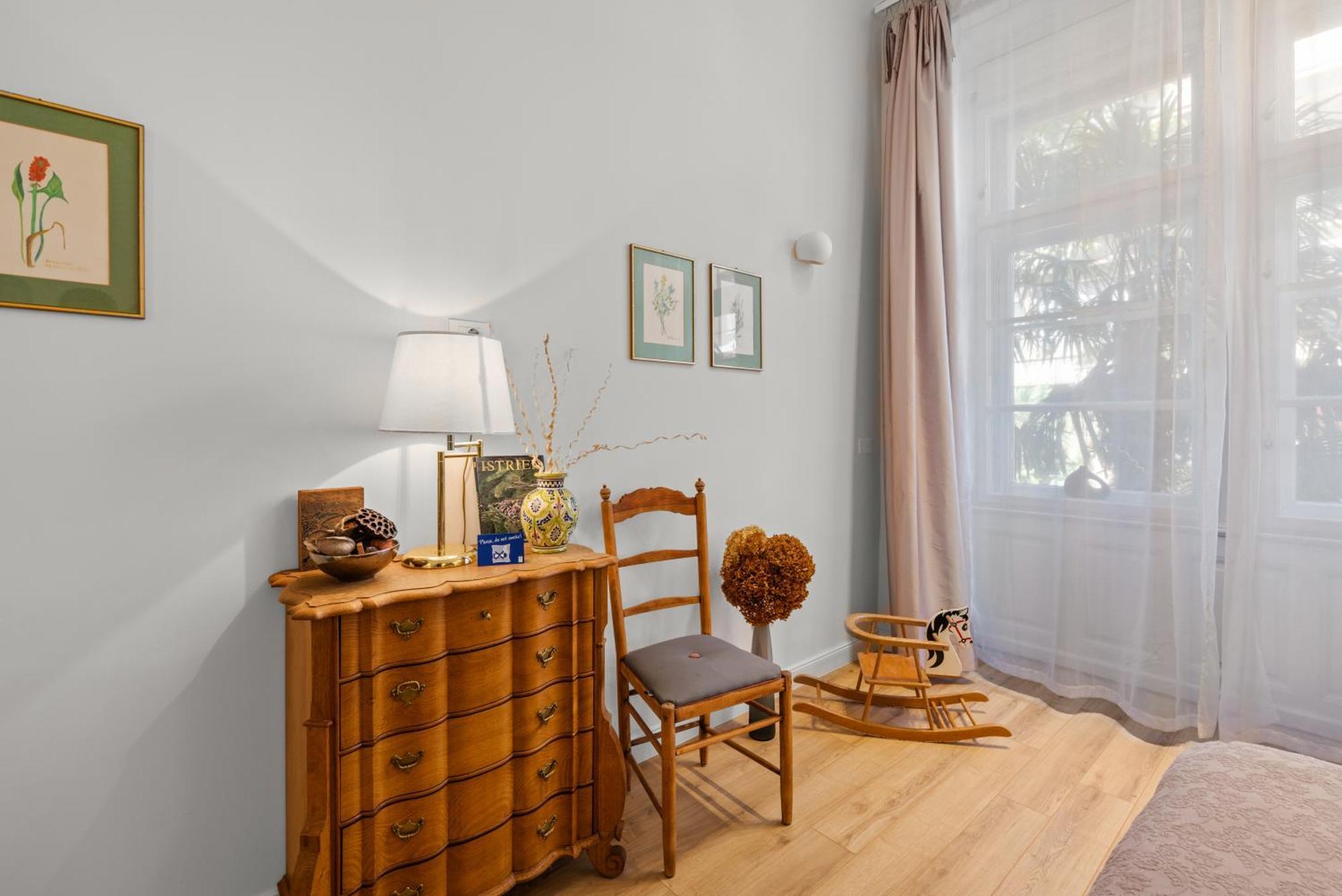 Maxim's Muenz Apartman *